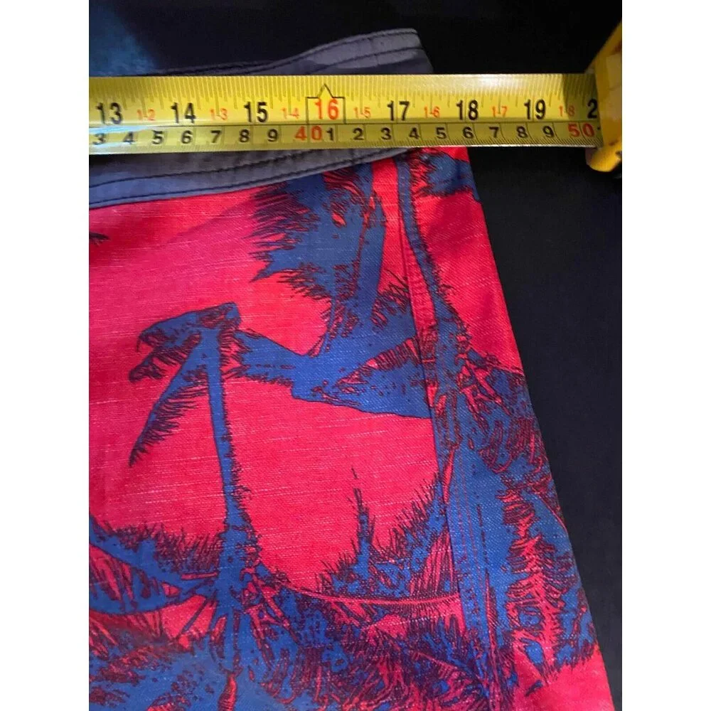 Rip Curl Mirage Palmtime Red Palm AOP Board Shorts Mens 32 8" Beach Swim Trunks - Picture 4 of 6